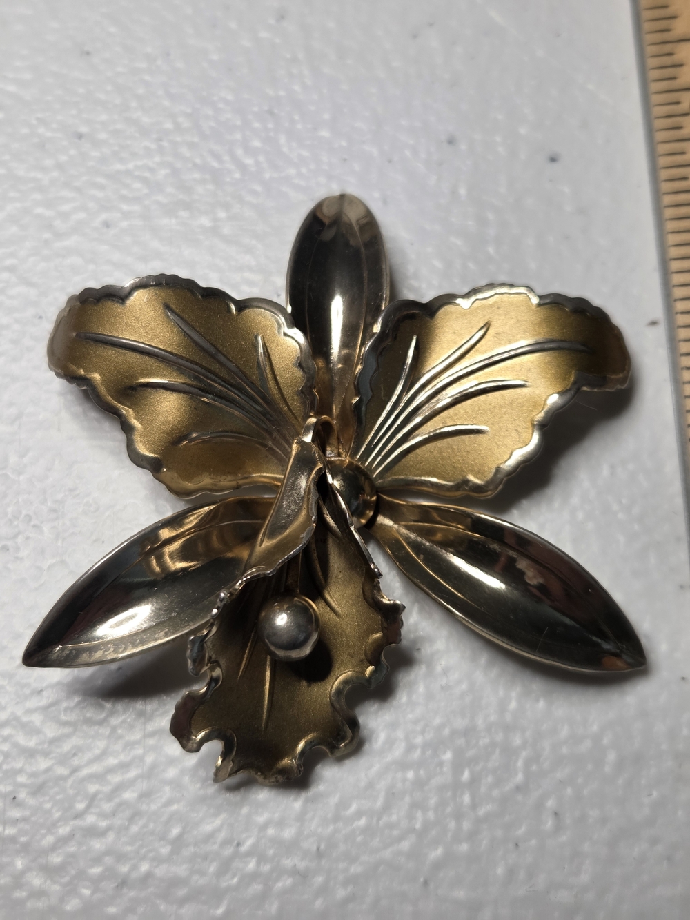Vintage Mid-Century Gold Tone Textured Orchid Flower Brooch Pin 2.5